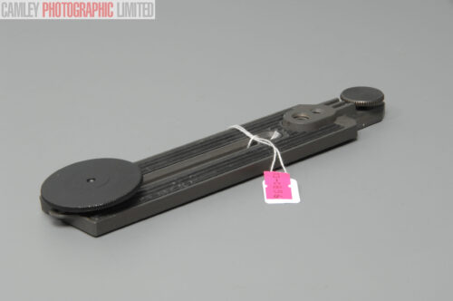 Metz 32-66 Flash Bar Bracket with 1/4 inch thread. Graded: EXC [#10856]